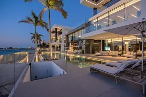 Incredible Custom-Built Villa in Palm Jumeirah